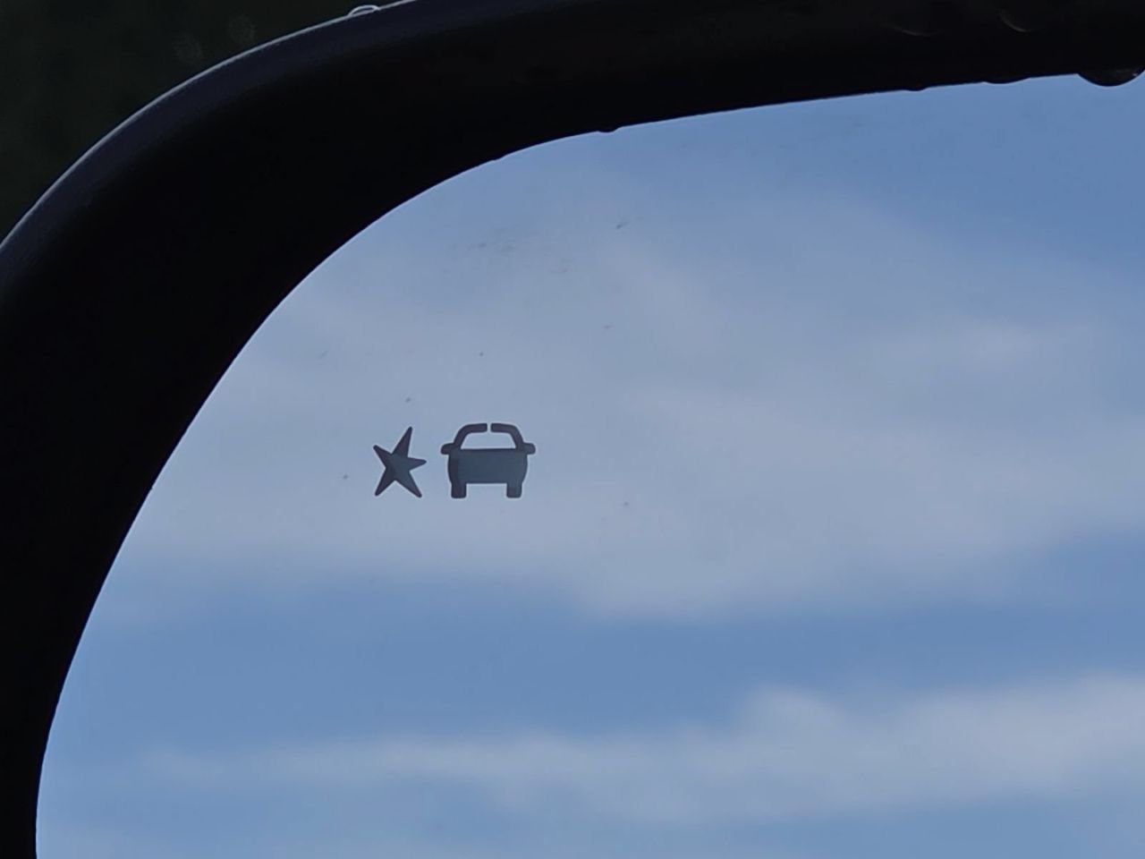 New 2026 Summit White GMC Elevation image 13