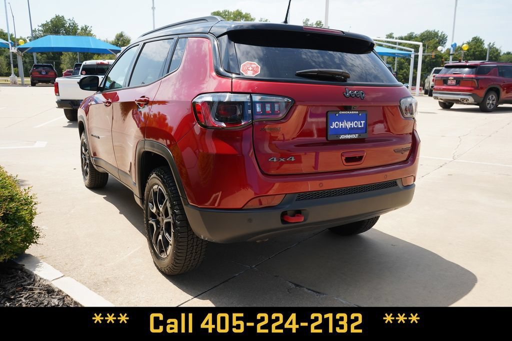 2025 Jeep Compass Trailhawk - Photo 11