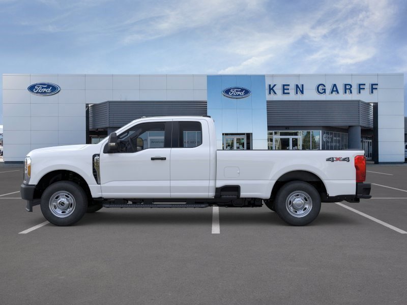 New 2026 Oxford White Ford XL image 3