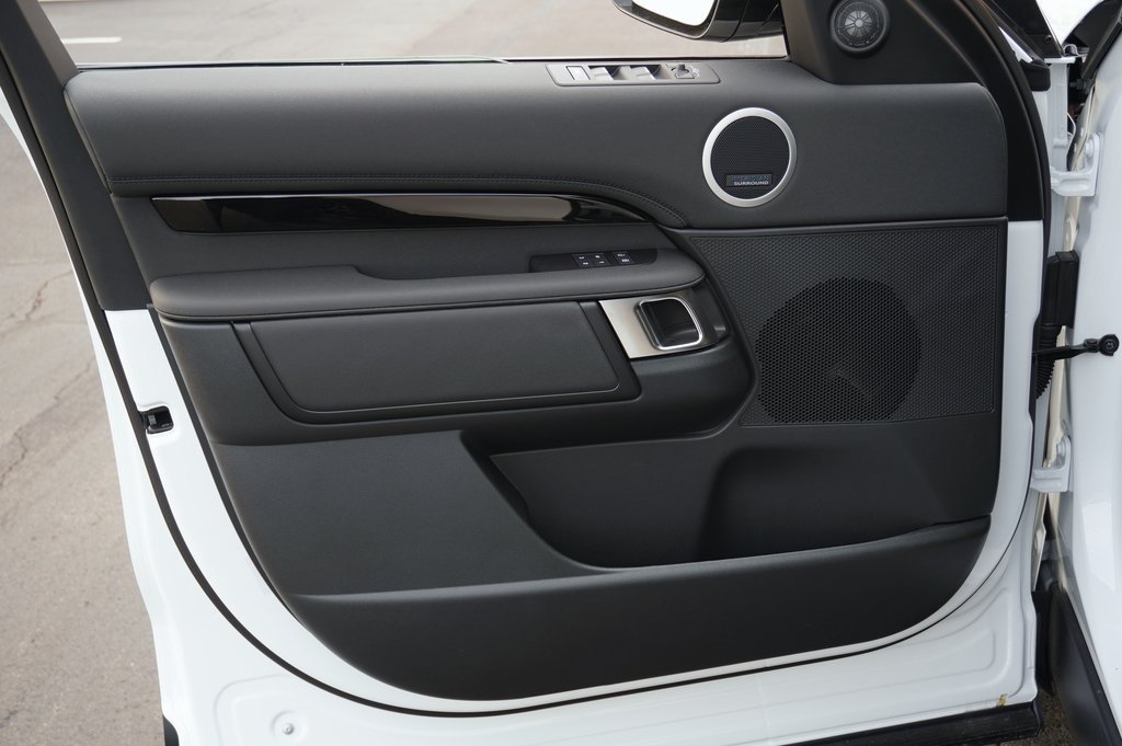 2025 LAND ROVER DISCOVERY - Image 10