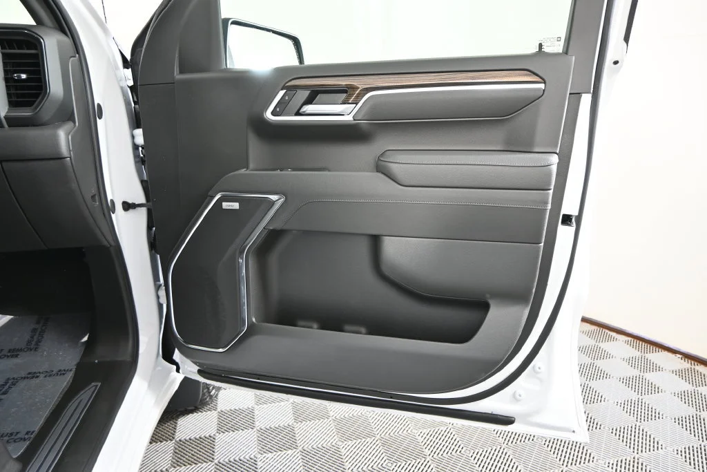 2026 Chevrolet Silverado 1500 RST - Photo 13