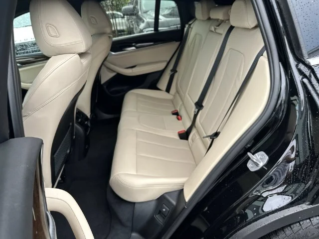 Used 2023 Black BMW xDrive30i image 24