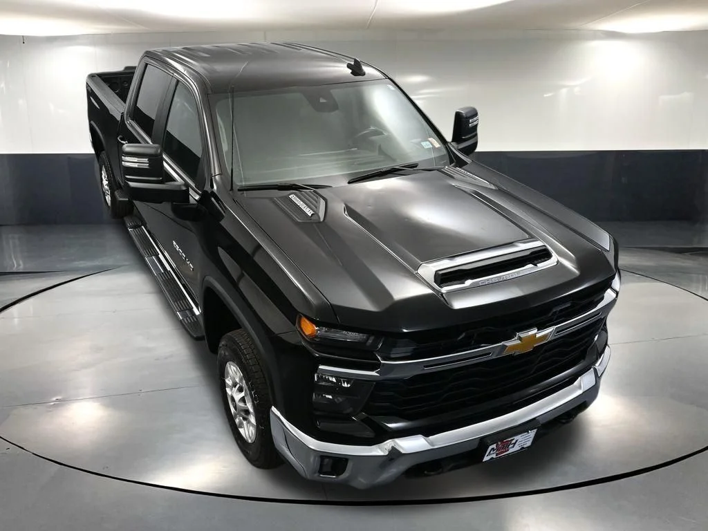 Certified Used 2025 Black Chevrolet LT image 58