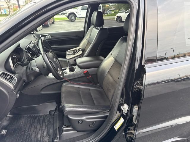 Certified Used 2021 Black Jeep Laredo X image 8