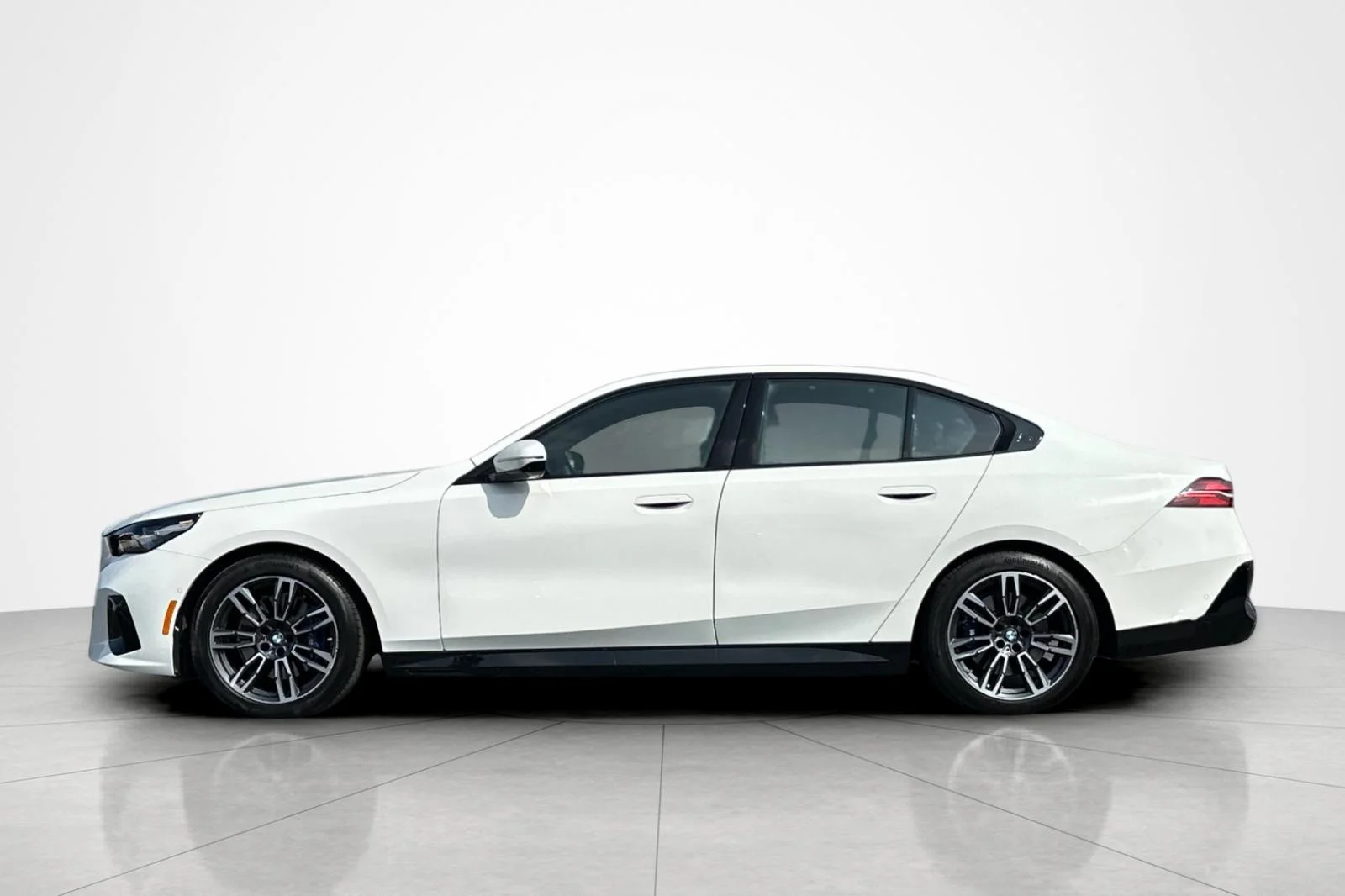 Certified Used 2024 Alpine White BMW 530i xDrive image 2
