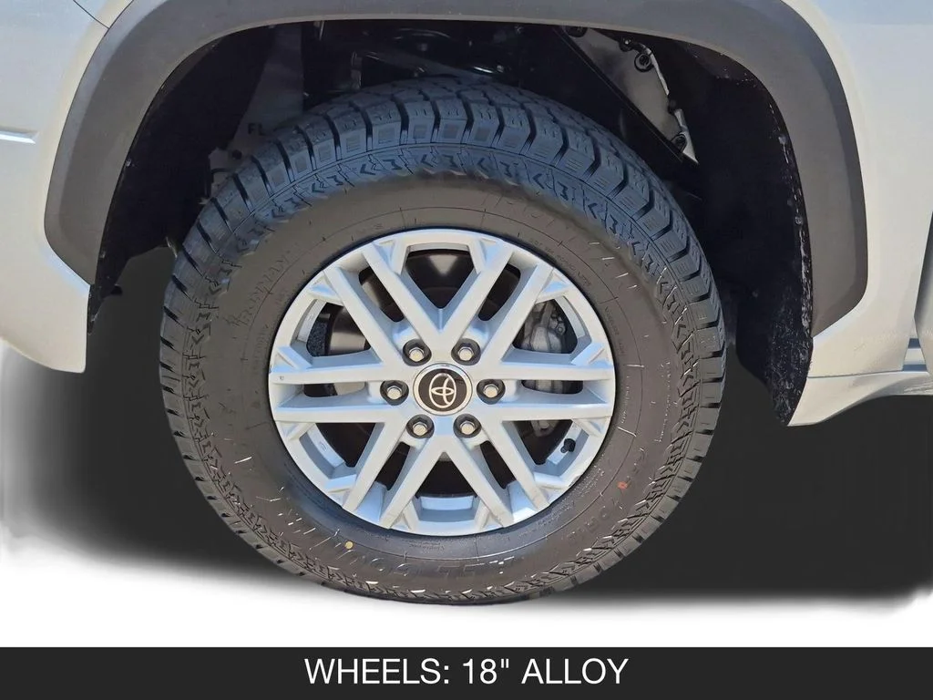 Used 2022 Silver Toyota SR5 image 11