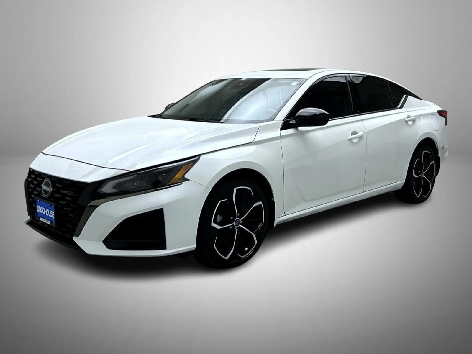 2023 Nissan Altima SR