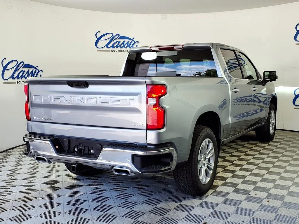 New 2026 Sterling Gray Metallic Chevrolet LTZ image 7