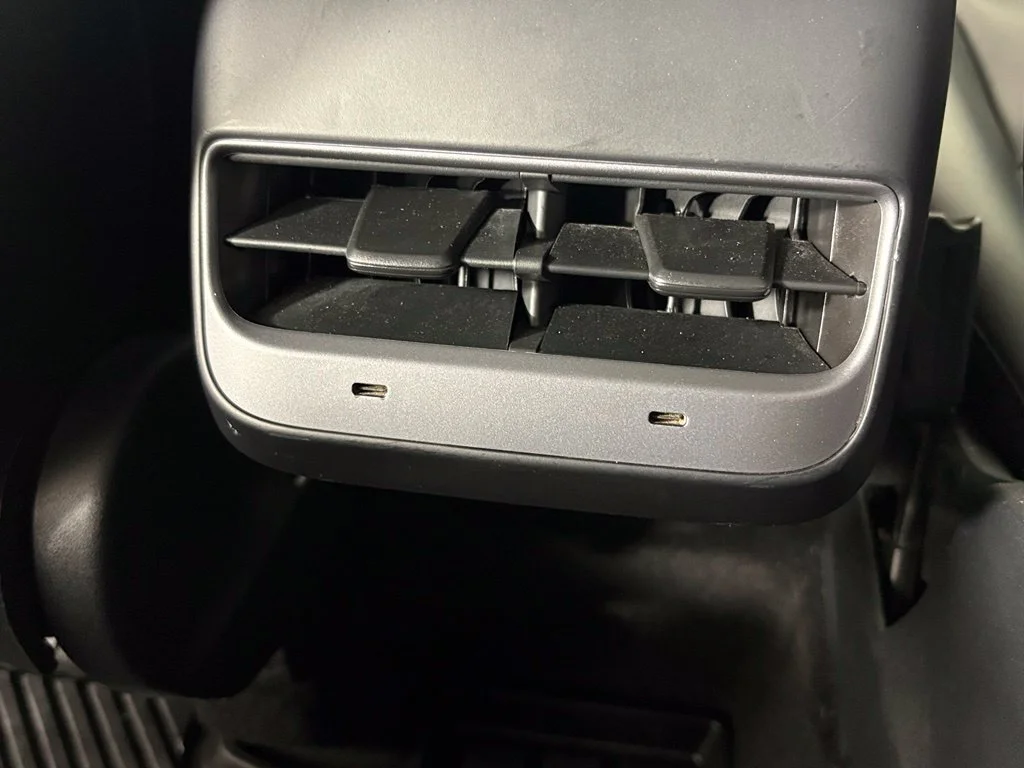 Used 2021 White Tesla Long Range image 31