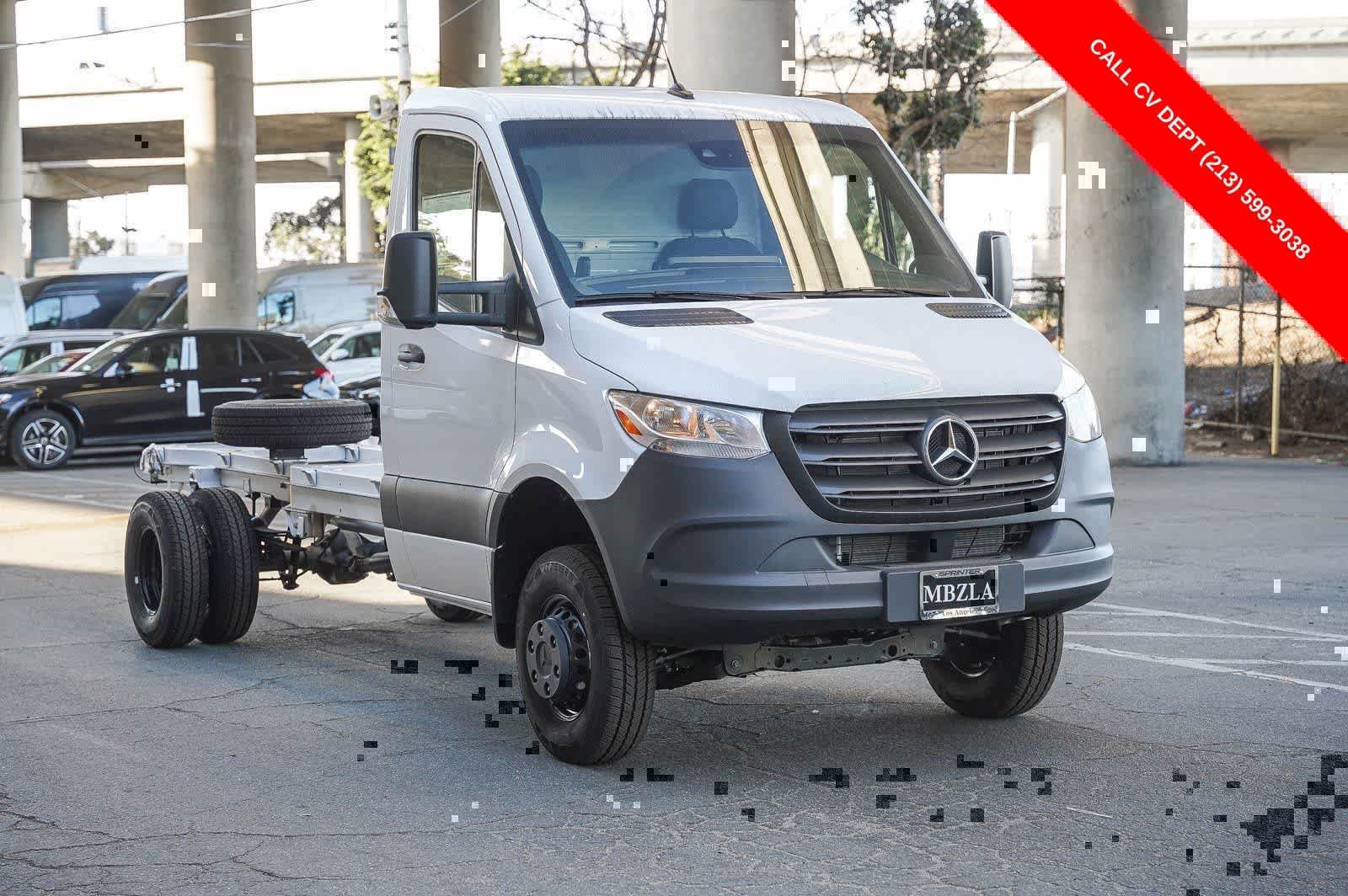 New 2024 Arctic White Mercedes-Benz Chassis 170WB Dually AWD 2.0L I4 Diesel Turbo HO image 3