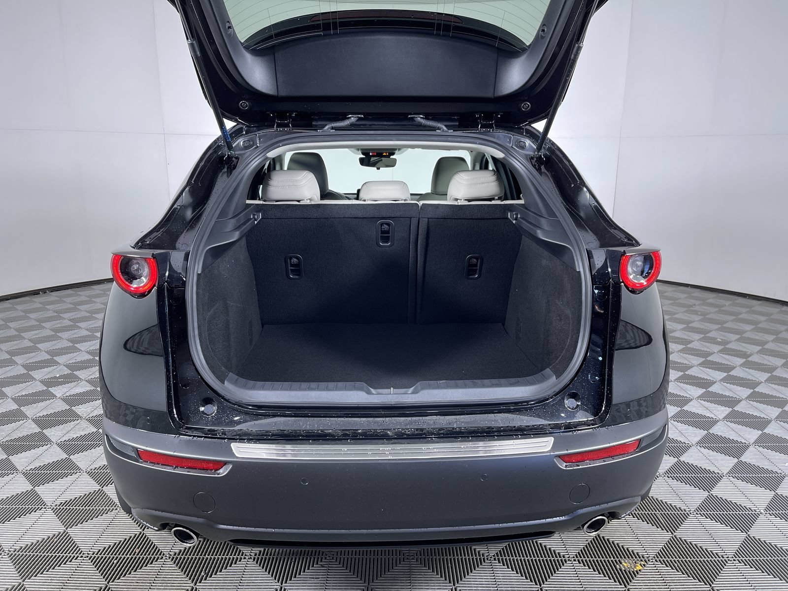 New 2026 Jet Black Mica Mazda 2.5 S Preferred image 23