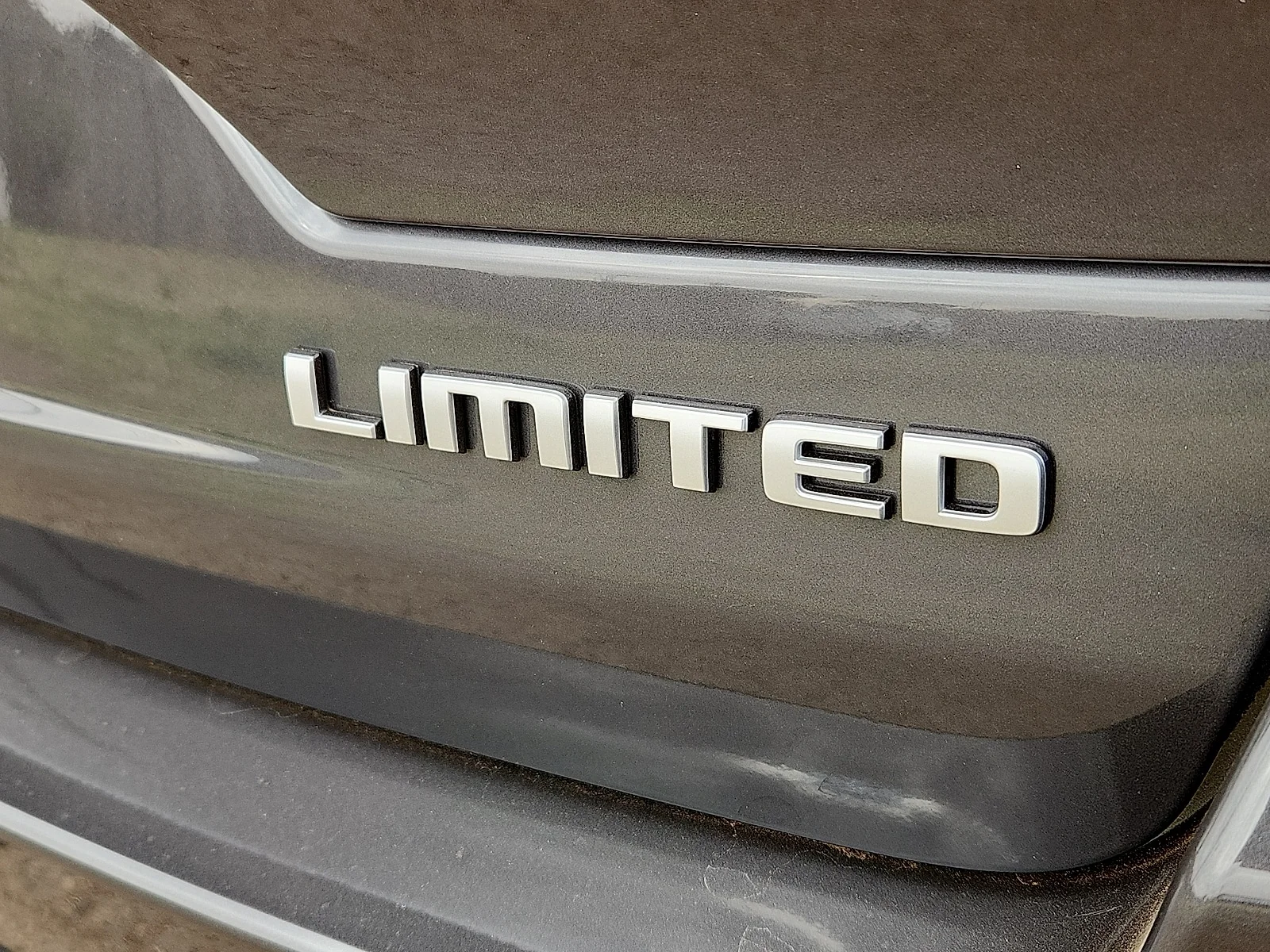 New 2026 Gray Jeep LIMITED 4X4 image 8