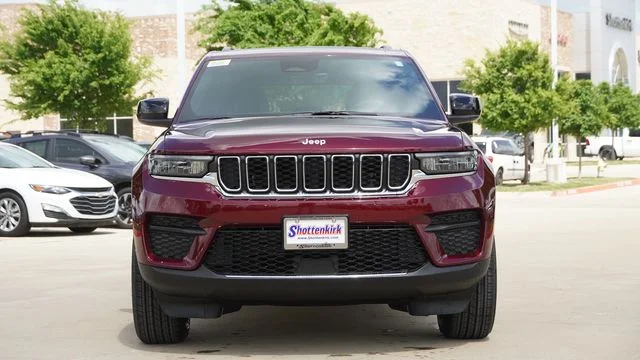 New 2026 Velvet Red Pearlcoat Jeep Laredo image 2