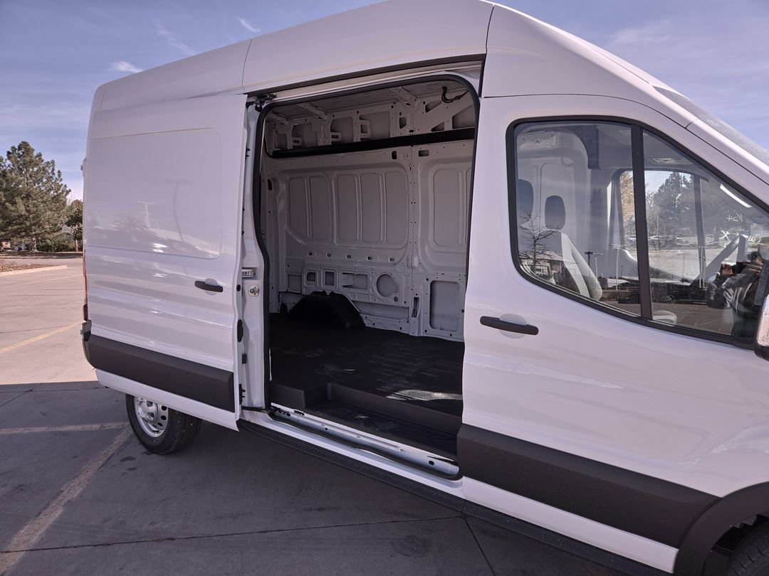 New 2026 Oxford White Ford High Roof 148 WB image 23
