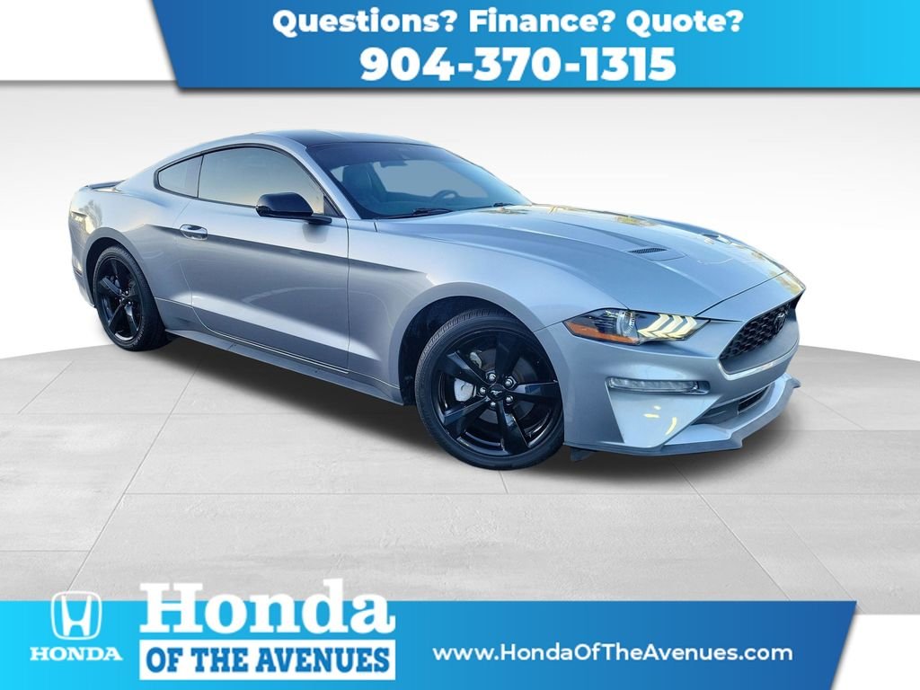 2022 Ford Mustang EcoBoost