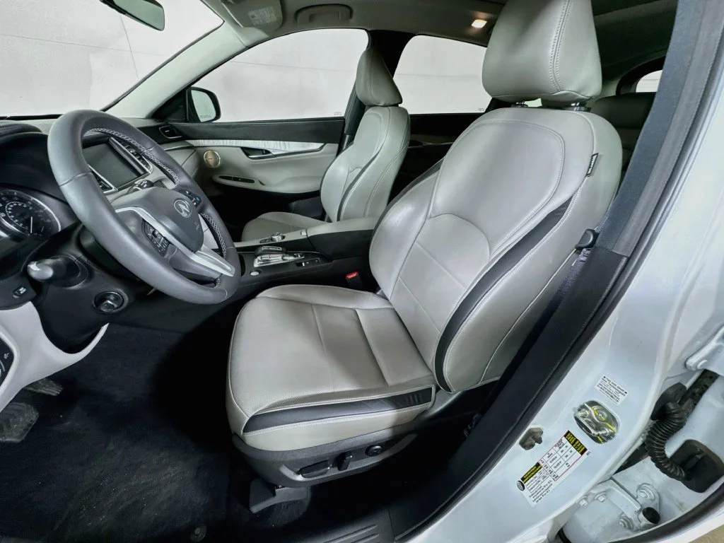 Certified Used 2023 White INFINITI Sensory image 28