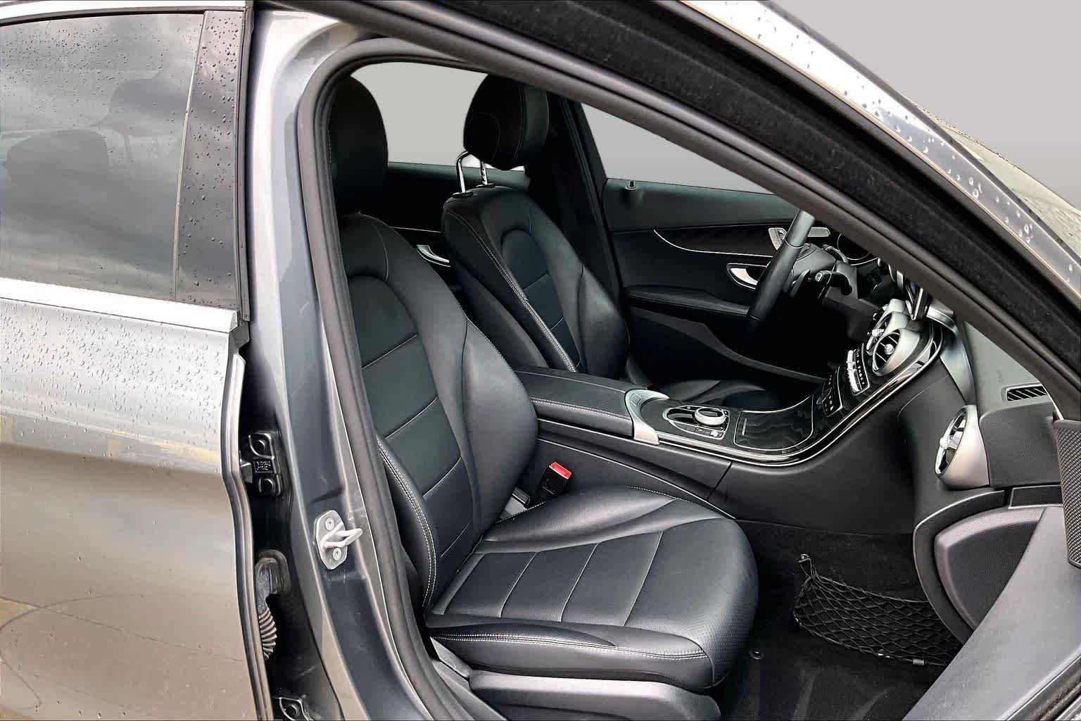 Used 2017 Selenite Grey Metallic Mercedes-Benz C 300 image 9