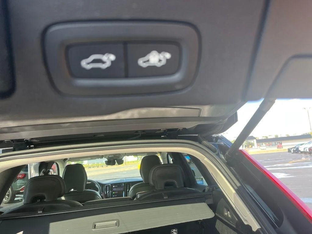 2023 Volvo XC60 Plus - Photo 24