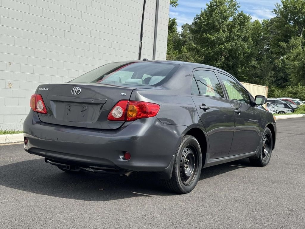 Used 2010 Black Toyota  image 20