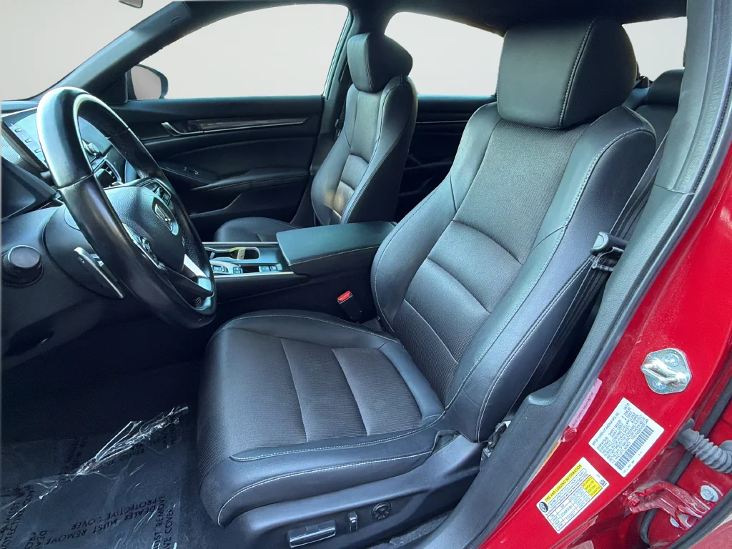 Used 2020  Honda Sport 2.0T image 10