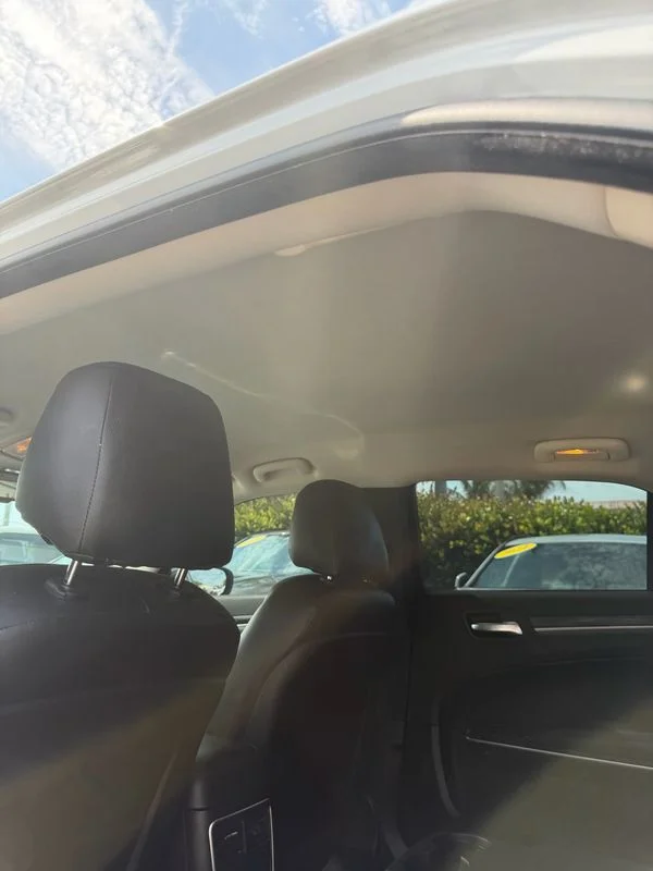 Used 2019  Chrysler Touring image 33