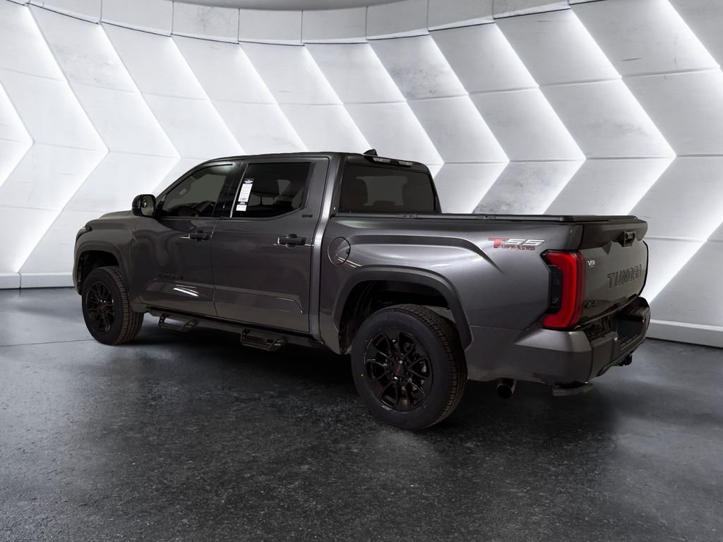 Used 2022 Gray Toyota SR5 image 6