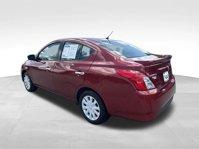 Used 2019 Red Nissan 1.6 SV image 5
