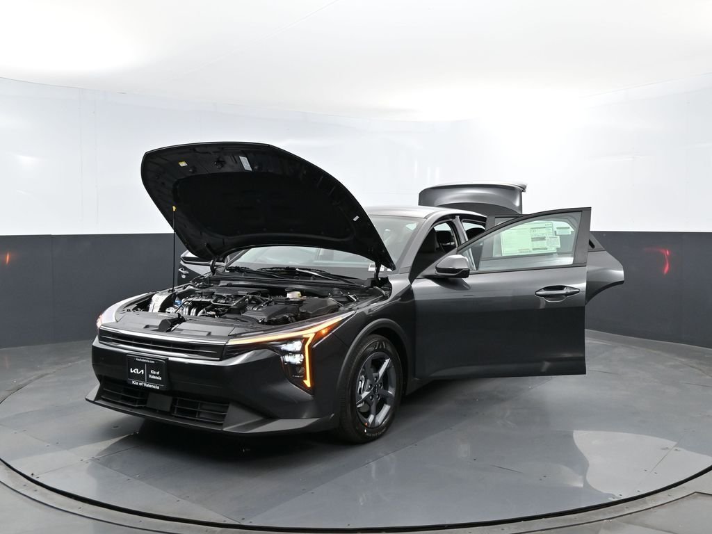 New 2026 Interstellar Gray Kia LXS image 25