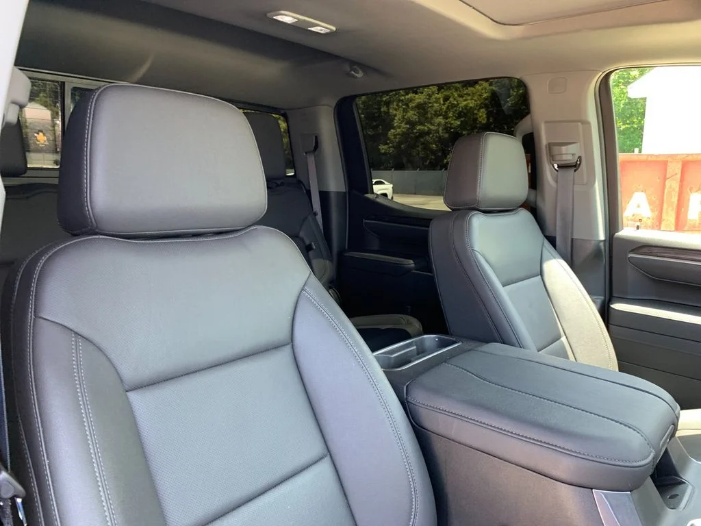 Used 2025 Black Chevrolet LTZ image 19