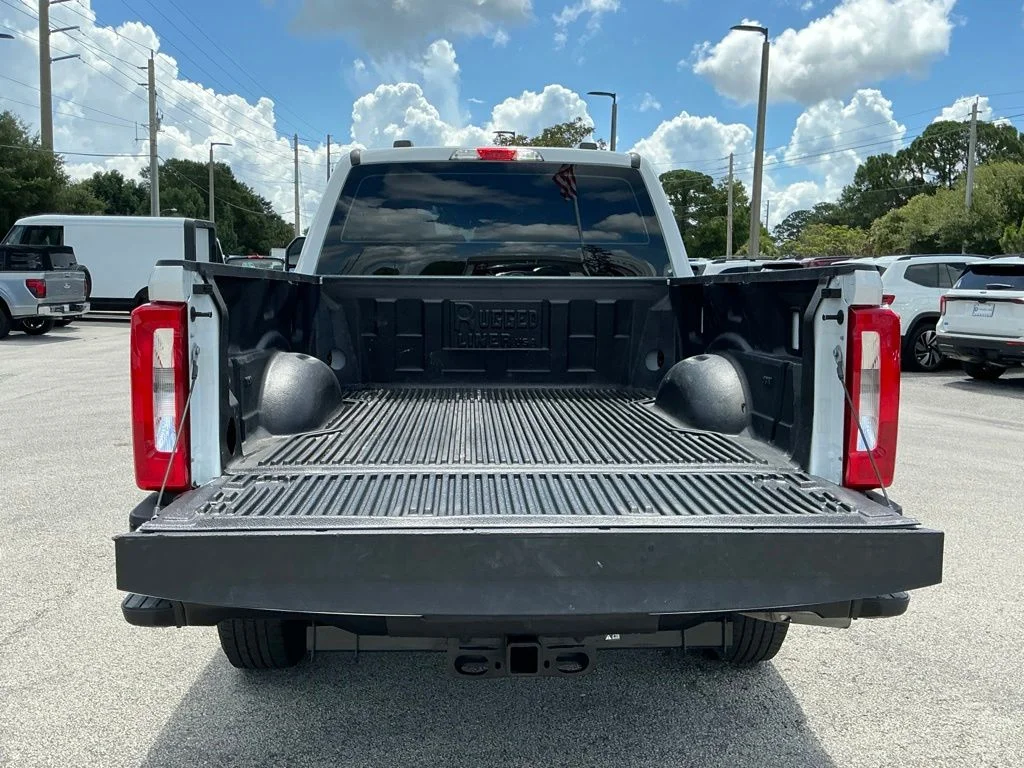 Used 2026 White Ford XL image 23