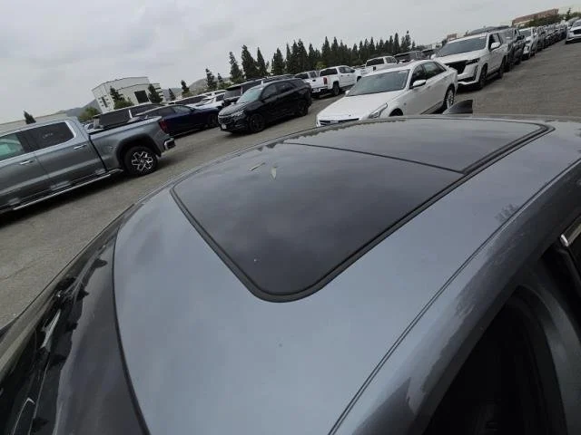 Used 2021 SATIN STEEL METALLIC Cadillac Luxury image 9