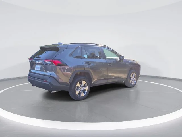 Used 2022 Gray Toyota XLE image 8