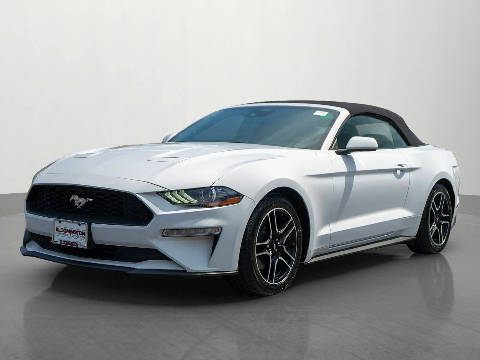 Used 2022 Oxford White Ford EcoBoost Premium image 3