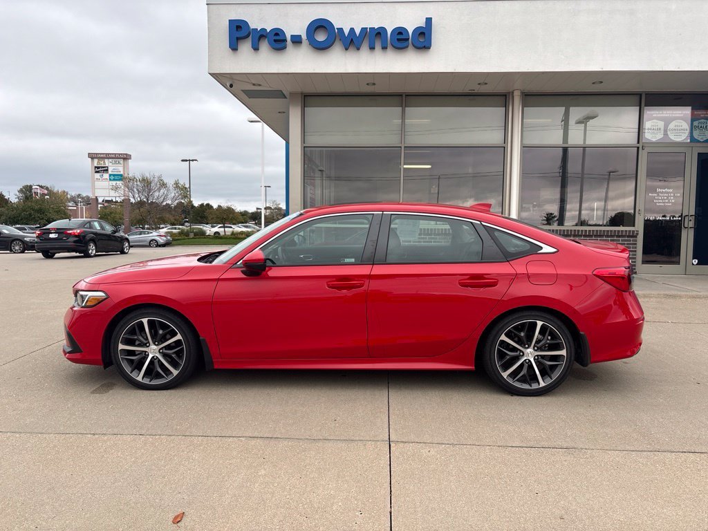 Certified Used 2024 Rallye Red Honda Touring image 8