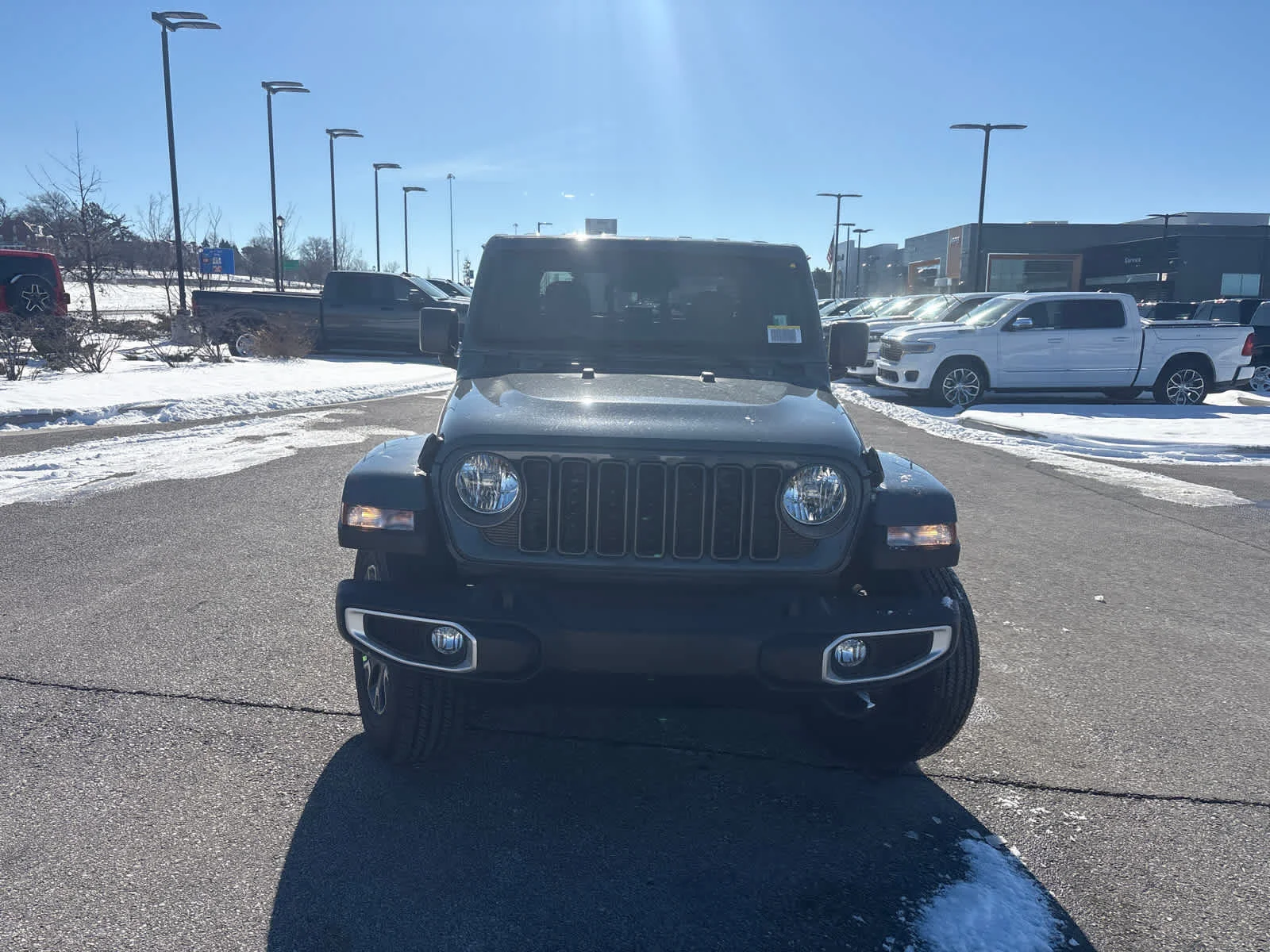 New 2026 Anvil Clear-Coat Exterior Paint Jeep Sahara image 3