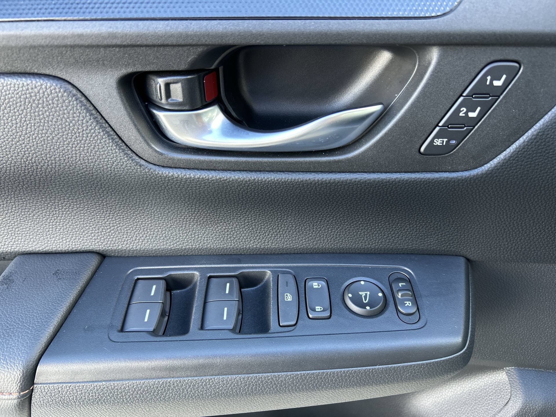 2024 Honda CR-V Sport-L - Photo 15
