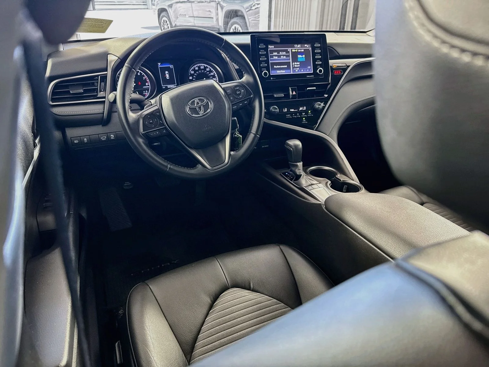 Certified Used 2022 White Toyota SE image 18