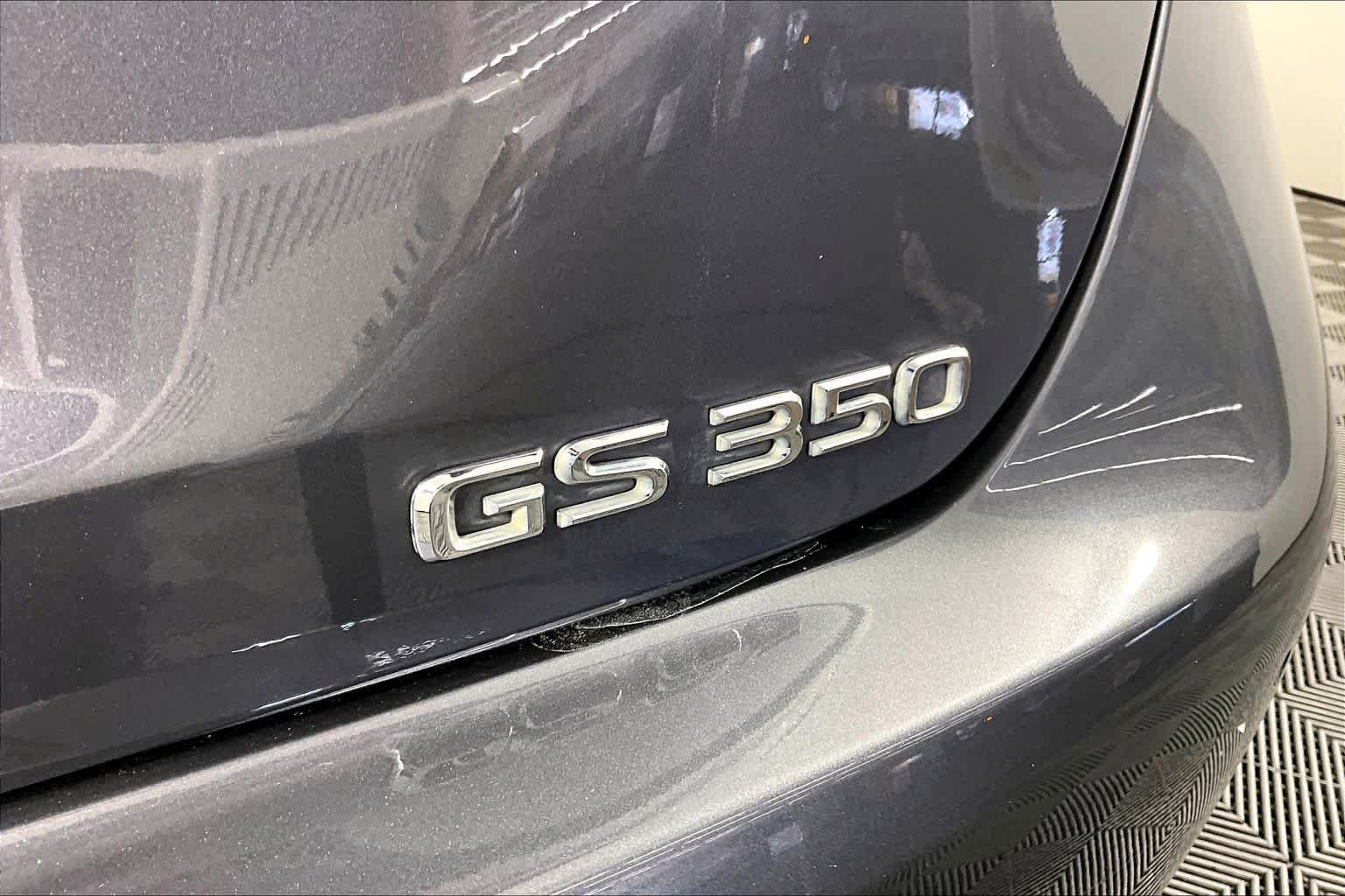 Used 2016 Nebula Gray Pearl Lexus  image 29