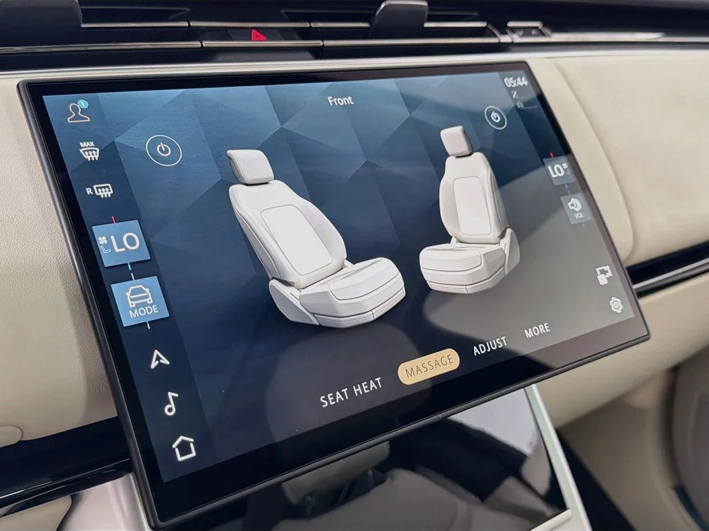 New 2026 Santorini Black Land Rover SE image 21