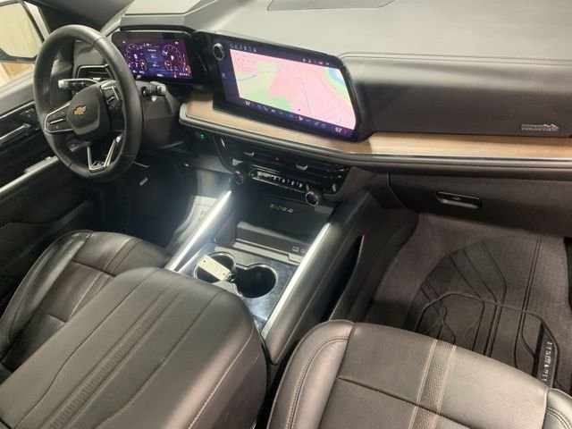 Used 2025 Black Chevrolet High Country image 18