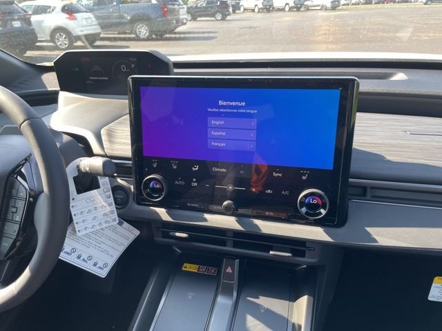 2026 Toyota C-HR SE - Photo 16
