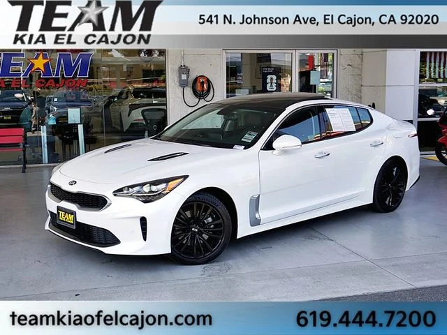 Certified Used 2018 White Kia Premium image 1
