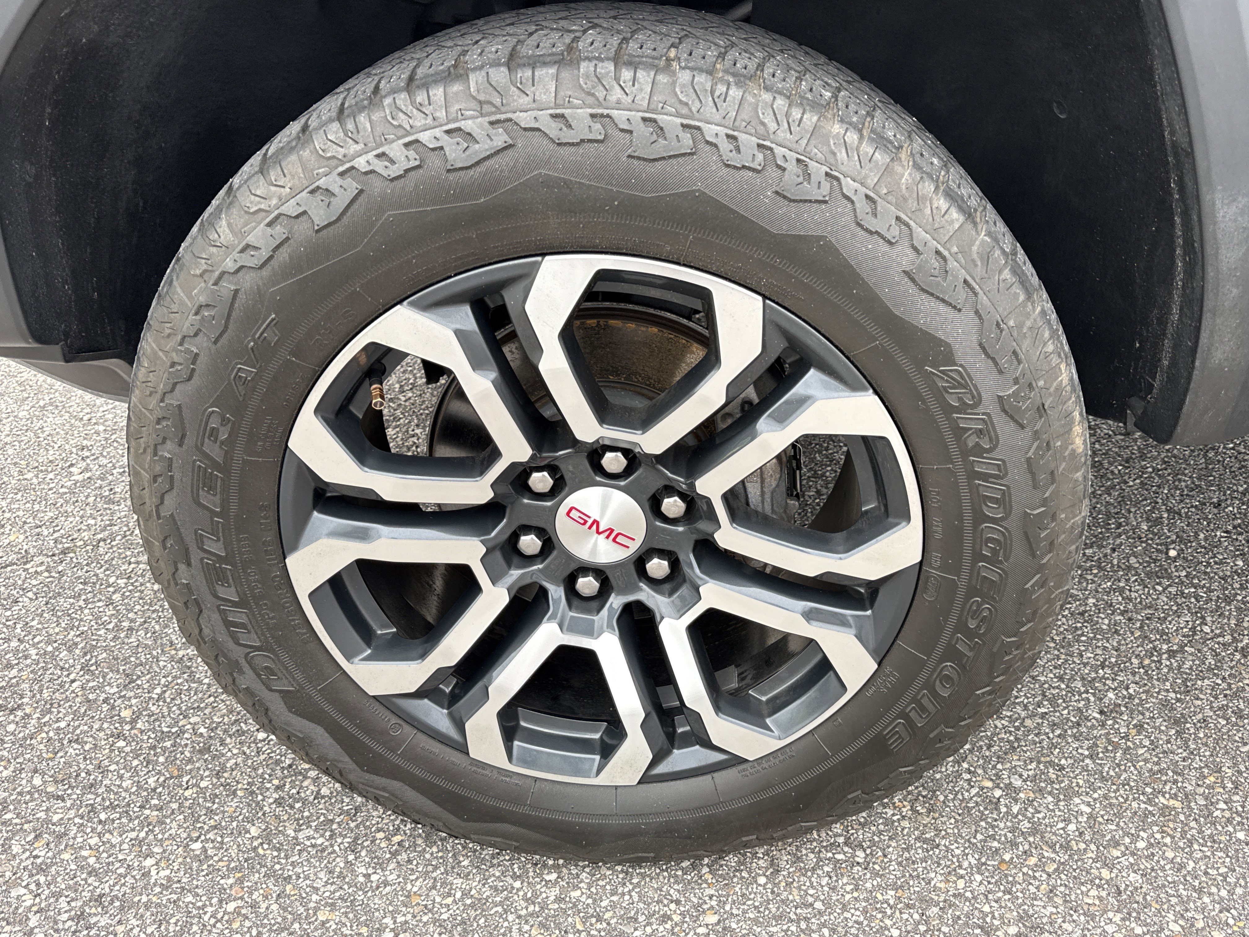 Used 2024 Solar Flare Metallic GMC 4WD AT4 image 10