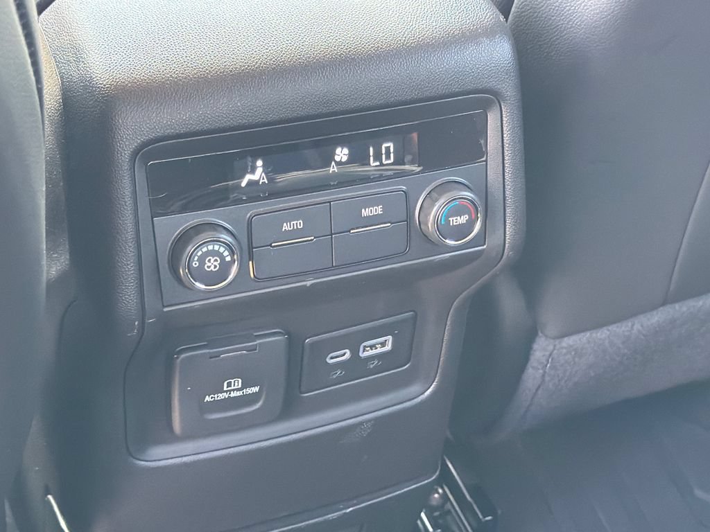 2023 GMC Acadia SLT - Photo 34