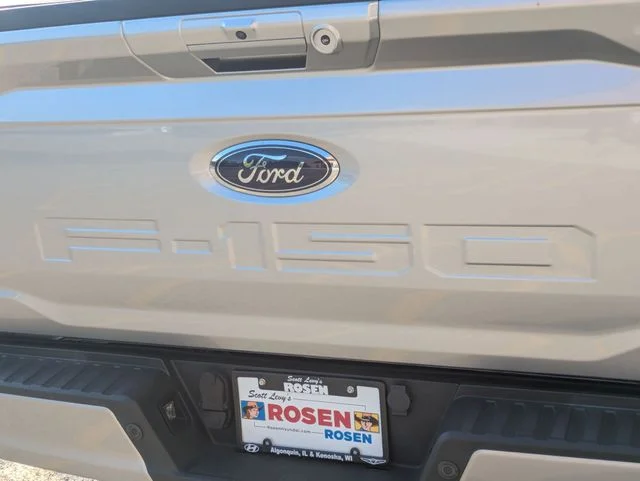 Used 2022 Silver Ford XLT image 25
