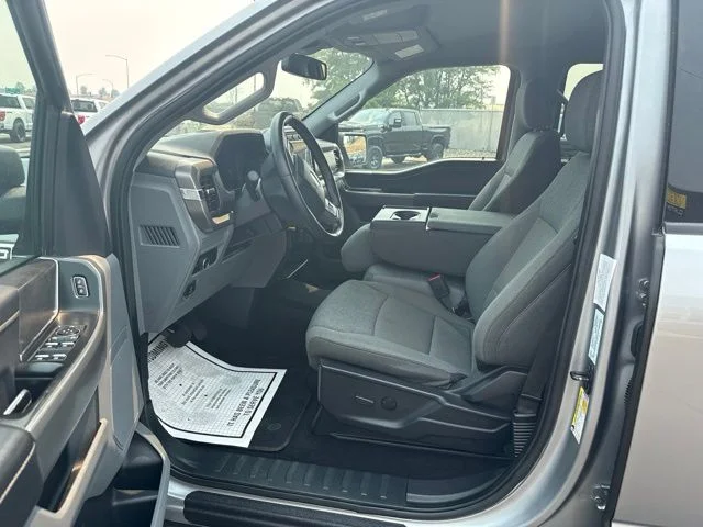 Used 2024 Silver Ford XLT image 7