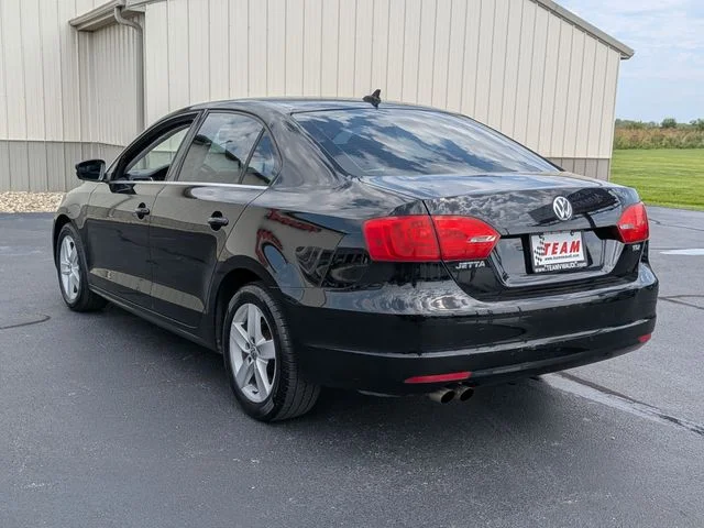 Used 2012 Black Volkswagen TDI image 5