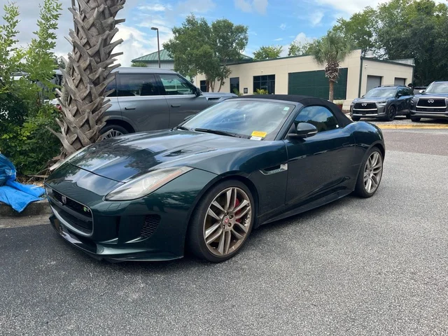 2016 Jaguar F-TYPE R