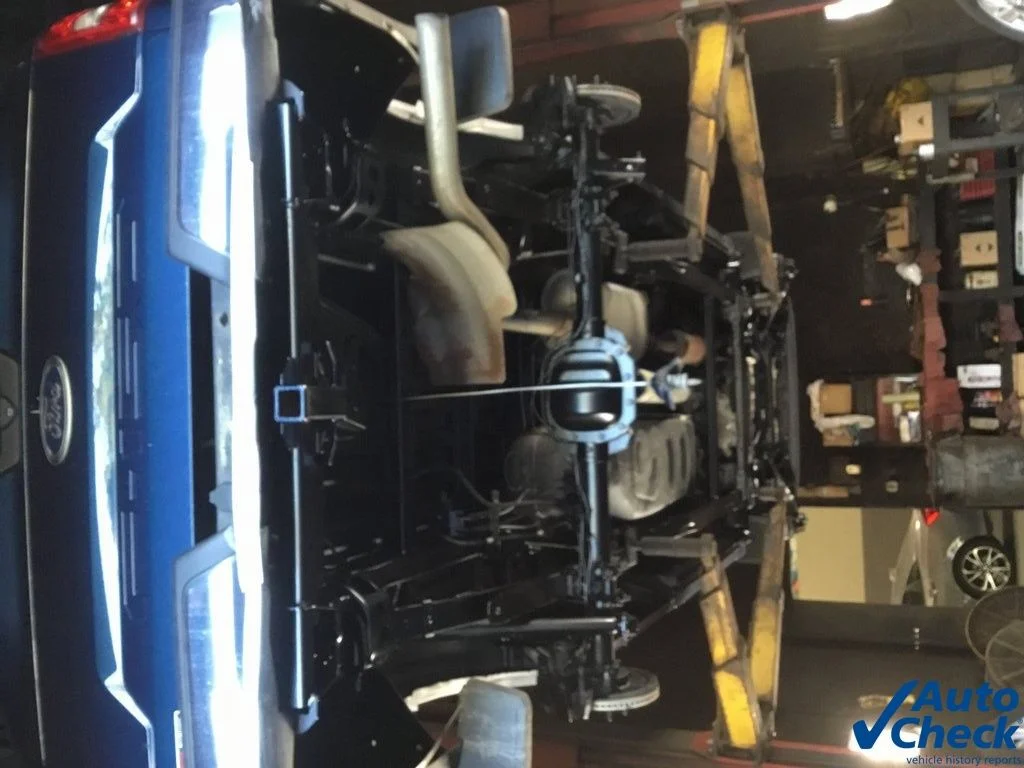 Used 2019 Blue Ford XLT image 12