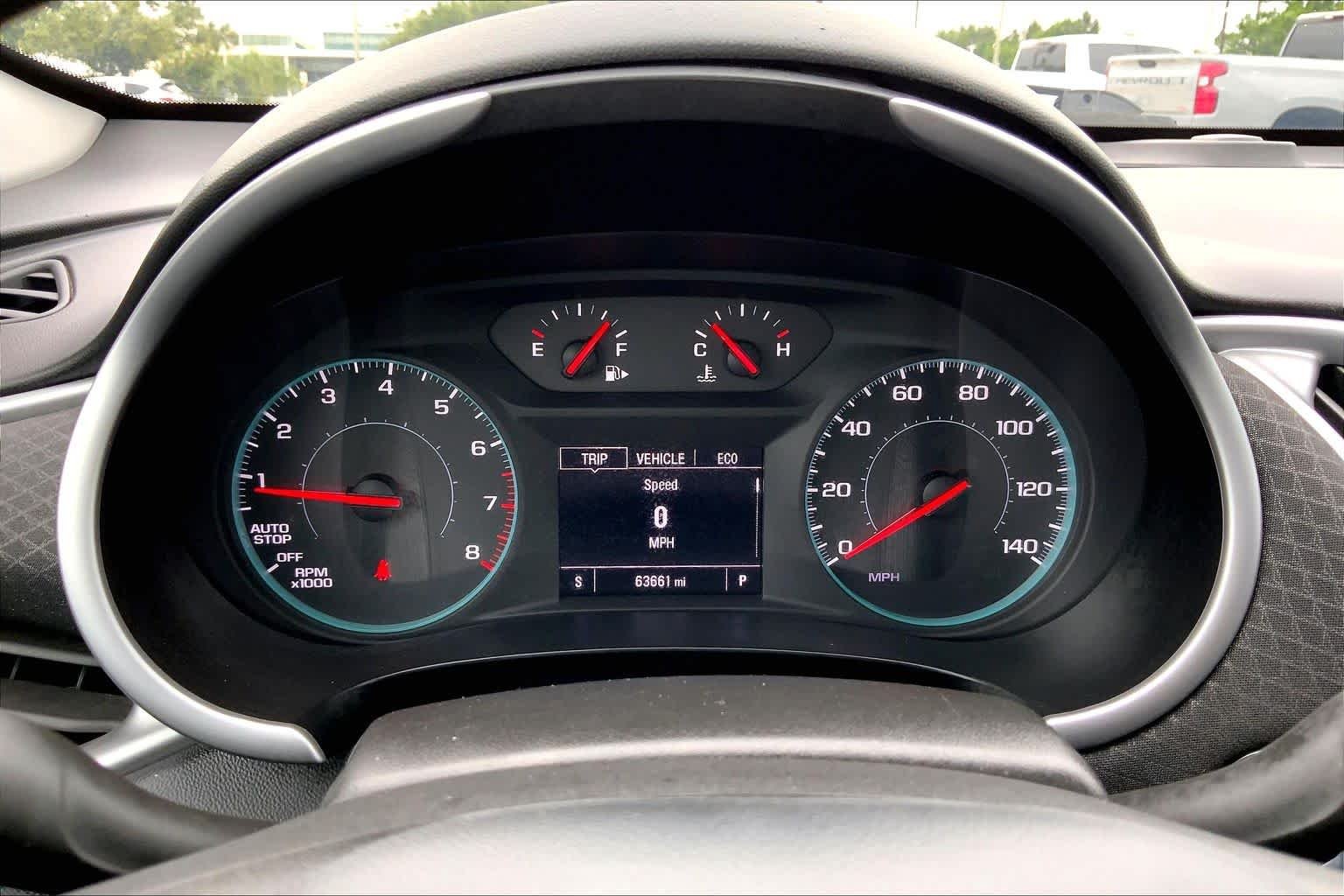 Used 2024 Summit White Chevrolet LT image 25